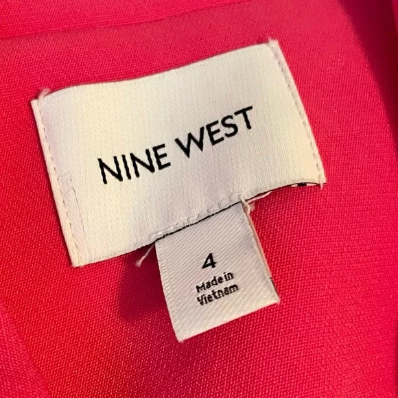 FREE SHIPPING Hot pink Nine West double breasted lined blazer size 4 *LIKE NEW* - Picture 4 of 4